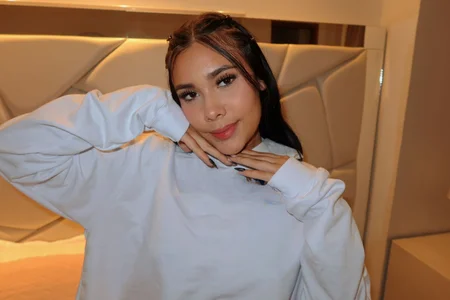 amara_foxx Feeling like #1 💫 Bilde 2