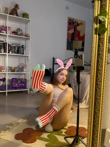 bambi_lu do u like my socks?🧸 Billede 4
