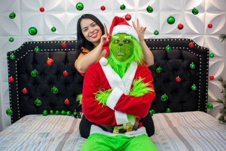 Adventures with the Grinch 2023 ภาพเซ็กส์ 2 รูปของ _queen_sofia