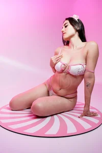 VioletthaRous I'm your sweet candy 🍭 Pic 2