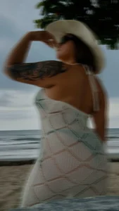 More beach for me uwu de sara_winehouse1 Foto 5