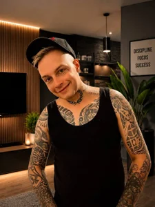 GermanHotCouple1 The Man ⚡  รูป  2