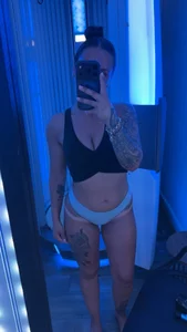 Emily__x's XXX Nude Photo 3