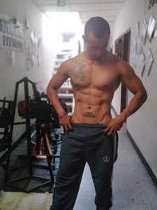 doublefun24のAlessandroの 2枚の写真