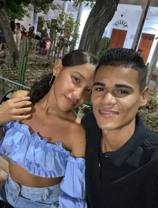mishelle_n_luis Public Εικόνα 3