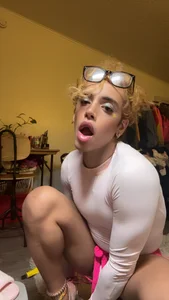 Sluttynutdumpsissy Public Pic 3