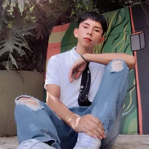 Hyunjin_Son Public Immagine  2