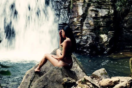 evamorettiのVibrate highの 4枚の写真