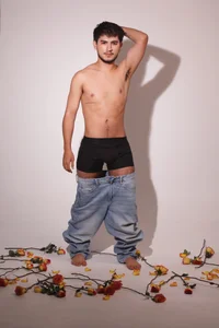 DanteRushh DANTE IS VERY SEXY Pic 3