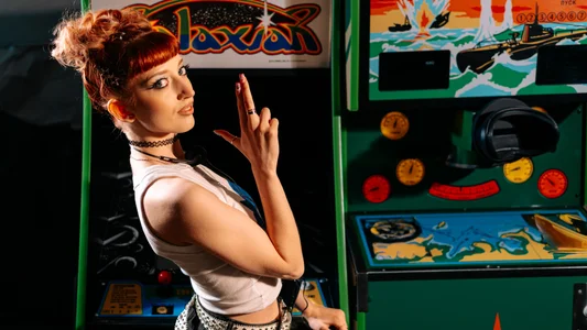 Broken? I'll fix it. You're next🕹️ od MistyMarlo  4 snímek