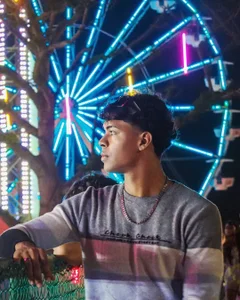 Public od dafnezahiraa_  8 snímek