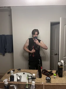 Public de YummyDin Foto