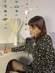 DesireeMillison Public Pic 2