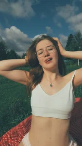 DarleenWarrior Sunbathing☀️ Pic