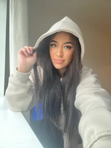 MissOliviaRose: Casual ones 🖤 ( 7 фото)