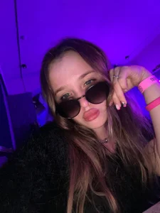 CatherineLine Public Pic 6