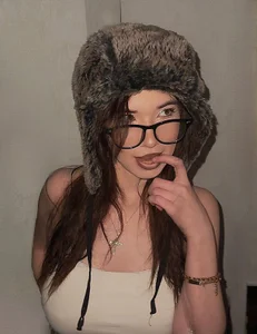 Jennin_Hearl Public Foto 5