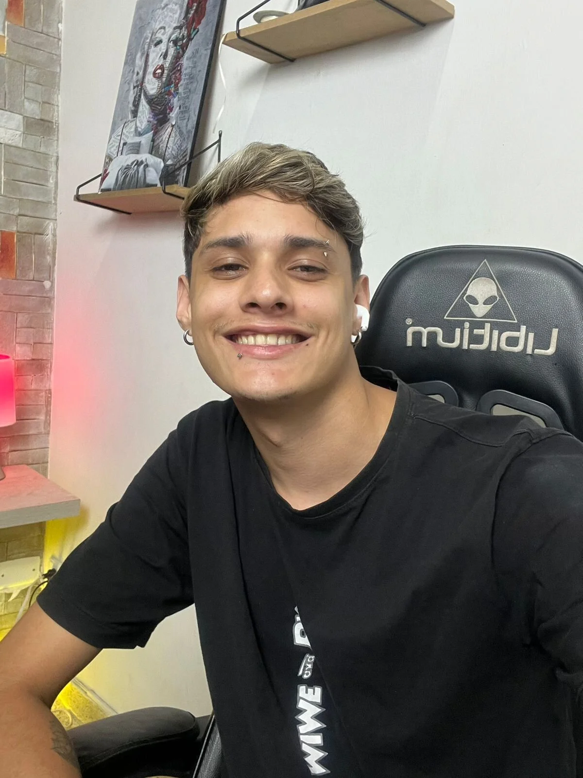 flaquito___ 님의 트렌드 중인 사진  6830개