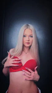 Under Soft Lights 💡 od ElsaDivine  snímek