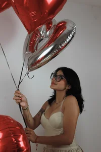 Lucy_boobss Love,balloons and flowers slika 7