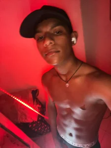 hi love wellcome de brandon_boycock  3 Imagens