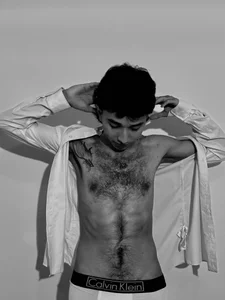 JannexBrucce Bruce Pic 4