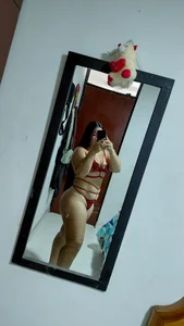 VOLUPTUOUS AND VERY PLEASANT GIRL
