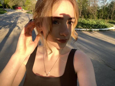 selianderol: Bet you can’t look just once. ( 3 фото)