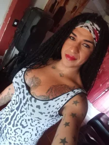 Jessyka_10inches Public Pic 4
