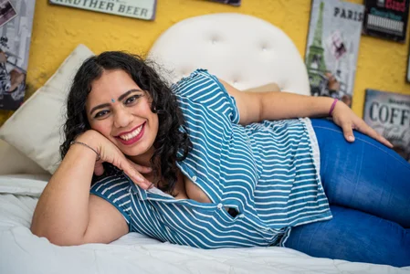 AlexxandraRivera My First Shooting Foto 2