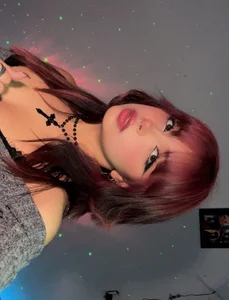 Melody_Ghotのface cuteの枚の写真