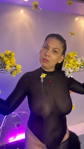 A January day 🌻 od JaylaScott__  2 snímek