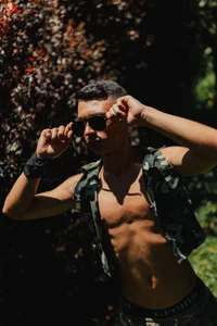 Jotastevensxx a nice warm day for sunbathing, are you coming? Pic