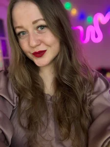 LizzyShine Hehehe Pic 2