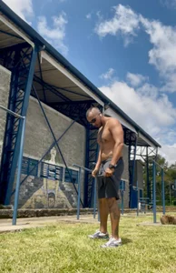 MrGoldenBoy777 Outdoor Sports Pic 6