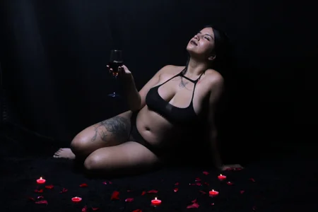 Alexa_Espinoza A toast to Valentine's Day Pic 2