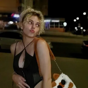 dewdop Late Night Mood 💙 Foto 7