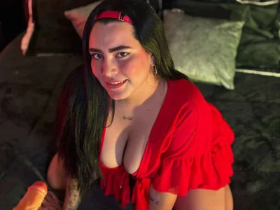 Koralynx My baby doll is the hottest around here Pic 2