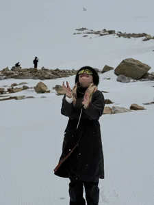 AtheneaRossiのColdの 5枚の写真