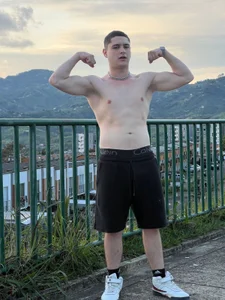 gerobedoyaのBiceps Day! 💪の枚の写真