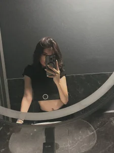 ElviDesire Public Εικόνα 6