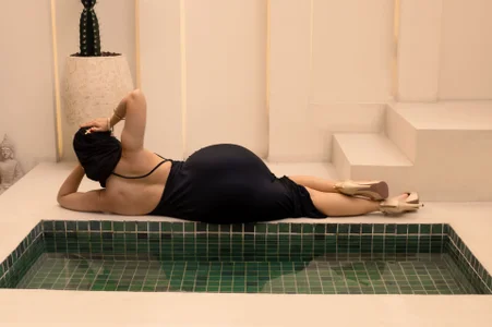 rawiya The best kind of love is the one that awakens the soul and makes us aspire for more. 🤍🤍 사진 2