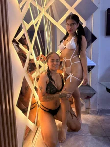 KloeANDbritany we are horny зображення 2