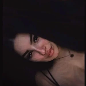 Zdjęcia AdelynnReeds Selfies: 