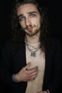 _Sebastiann Public slika 2