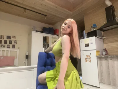 MadisonCocks kiss me? Pic 6