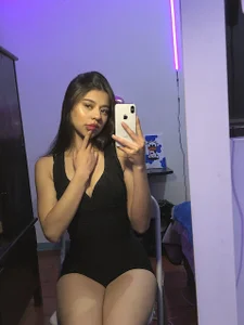 devaraquelle Sexy! Poză 2