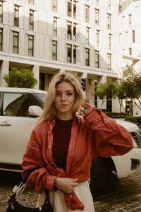 Anna_Robinson Public Pic 7