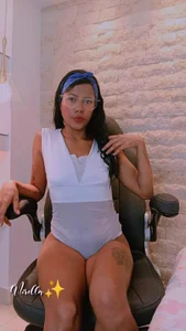 mirella_bowens_ Public Bilde 4