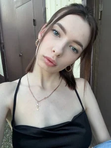 ElzaMadison Public Pic 2